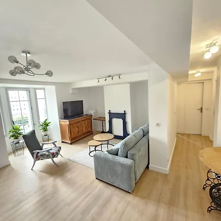 公寓 Le Charme Du Sanctuaire 8 Couchages 400m De La Grotte *