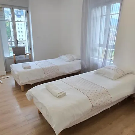 Le Charme Du Sanctuaire 8 Couchages 400m De La Grotte Apartamento *