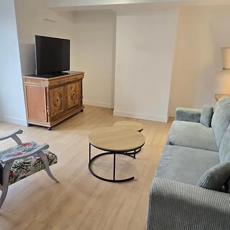 Le Charme Du Sanctuaire 8 Couchages 400m De La Grotte Apartamento