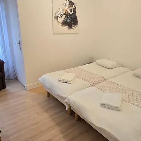 Le Charme Du Sanctuaire 8 Couchages 400m De La Grotte Apartamento