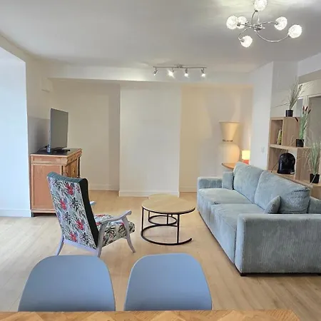 Le Charme Du Sanctuaire 8 Couchages 400m De La Grotte Apartamento Lourdes