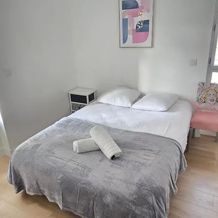 Apartamento Le Charme Du Sanctuaire 8 Couchages 400m De La Grotte *