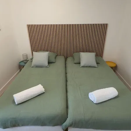 Le Charme Du Sanctuaire 8 Couchages 400m De La Grotte