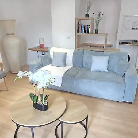 Le Charme Du Sanctuaire 8 Couchages 400m De La Grotte *